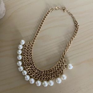 Gold Chain & Faux Pearl Necklace